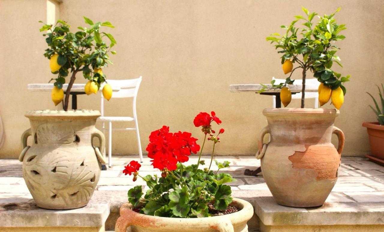 Palazzo Aurora Bed and Breakfast Alezio Εξωτερικό φωτογραφία