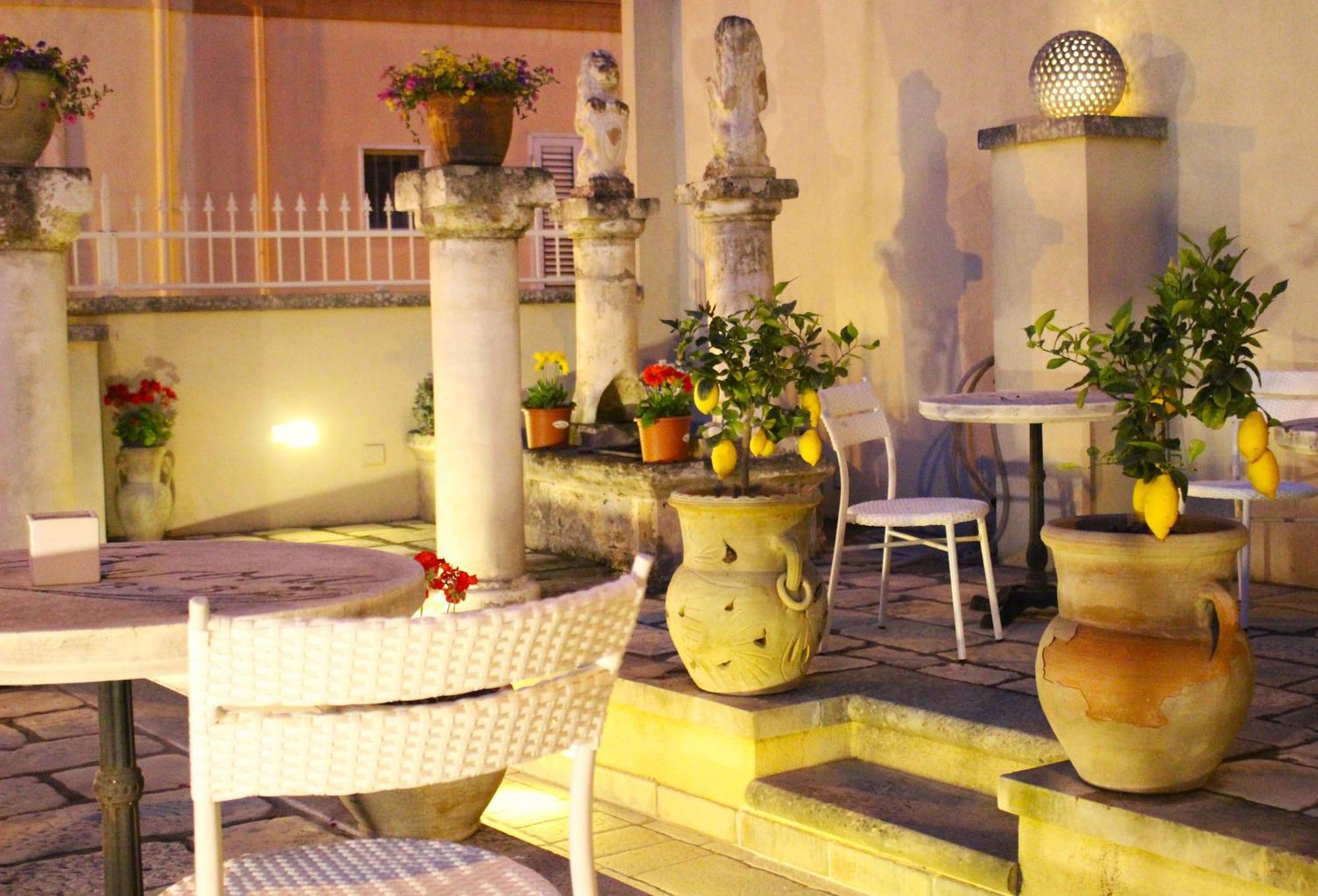 Palazzo Aurora Bed and Breakfast Alezio Εξωτερικό φωτογραφία