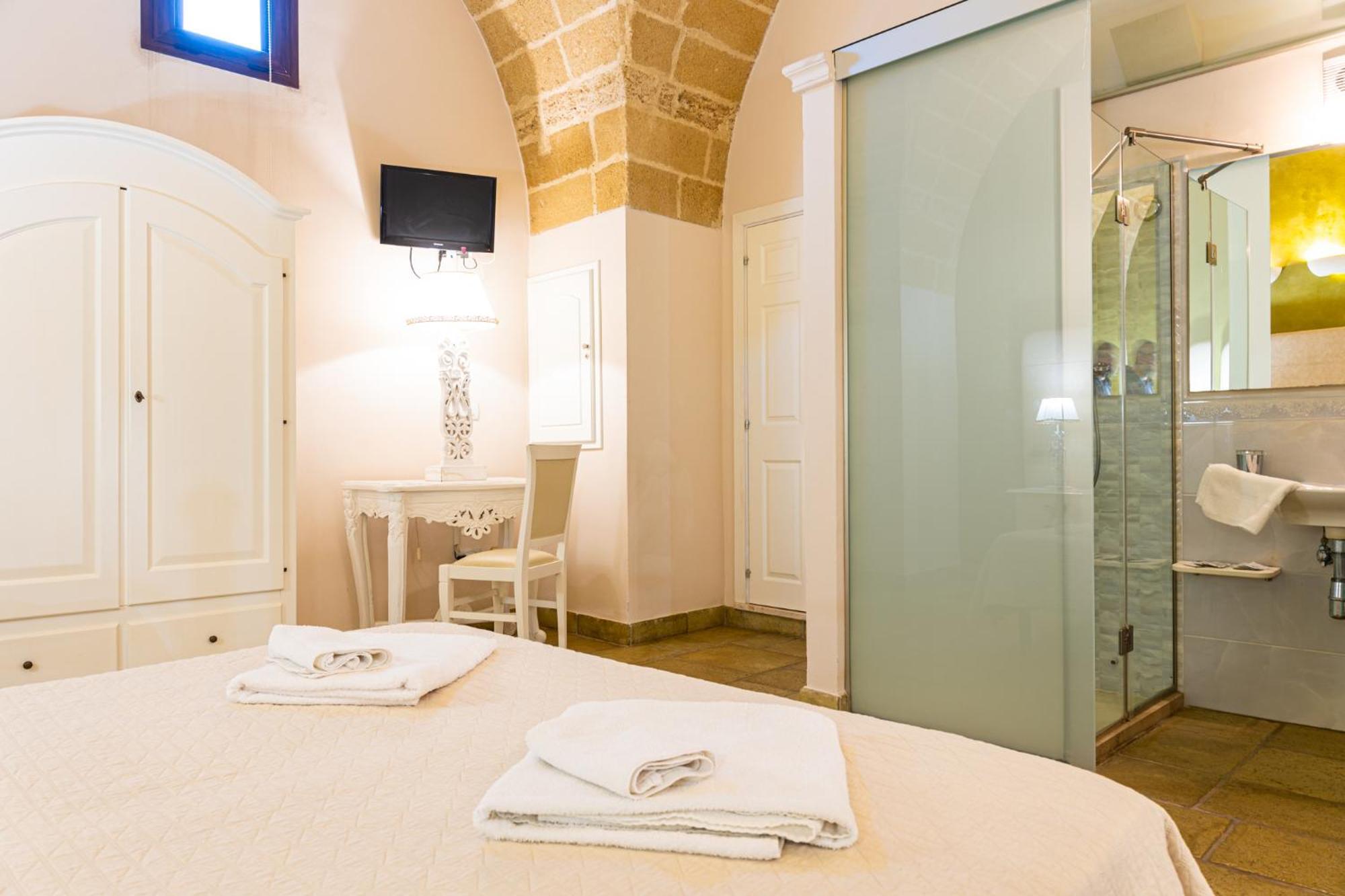 Palazzo Aurora Bed and Breakfast Alezio Εξωτερικό φωτογραφία